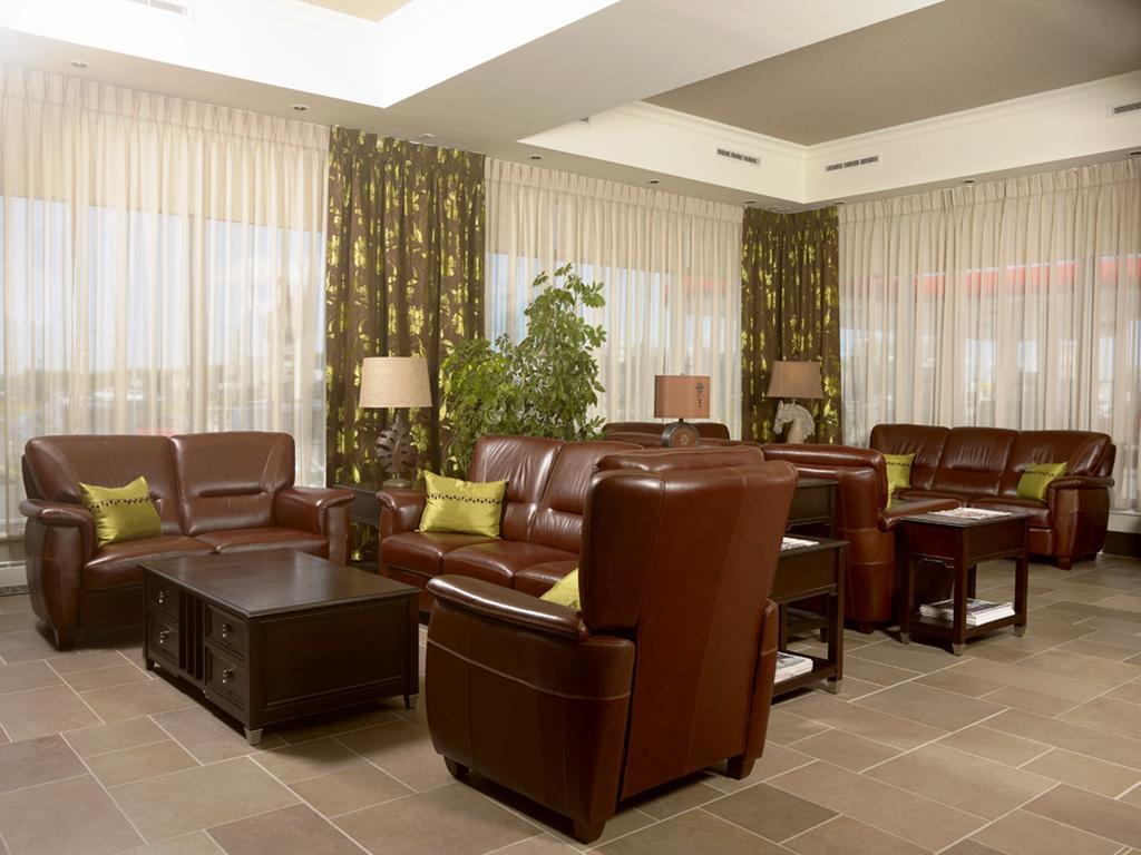 לוויס Hotel L'Oie Des Neiges מראה חיצוני תמונה