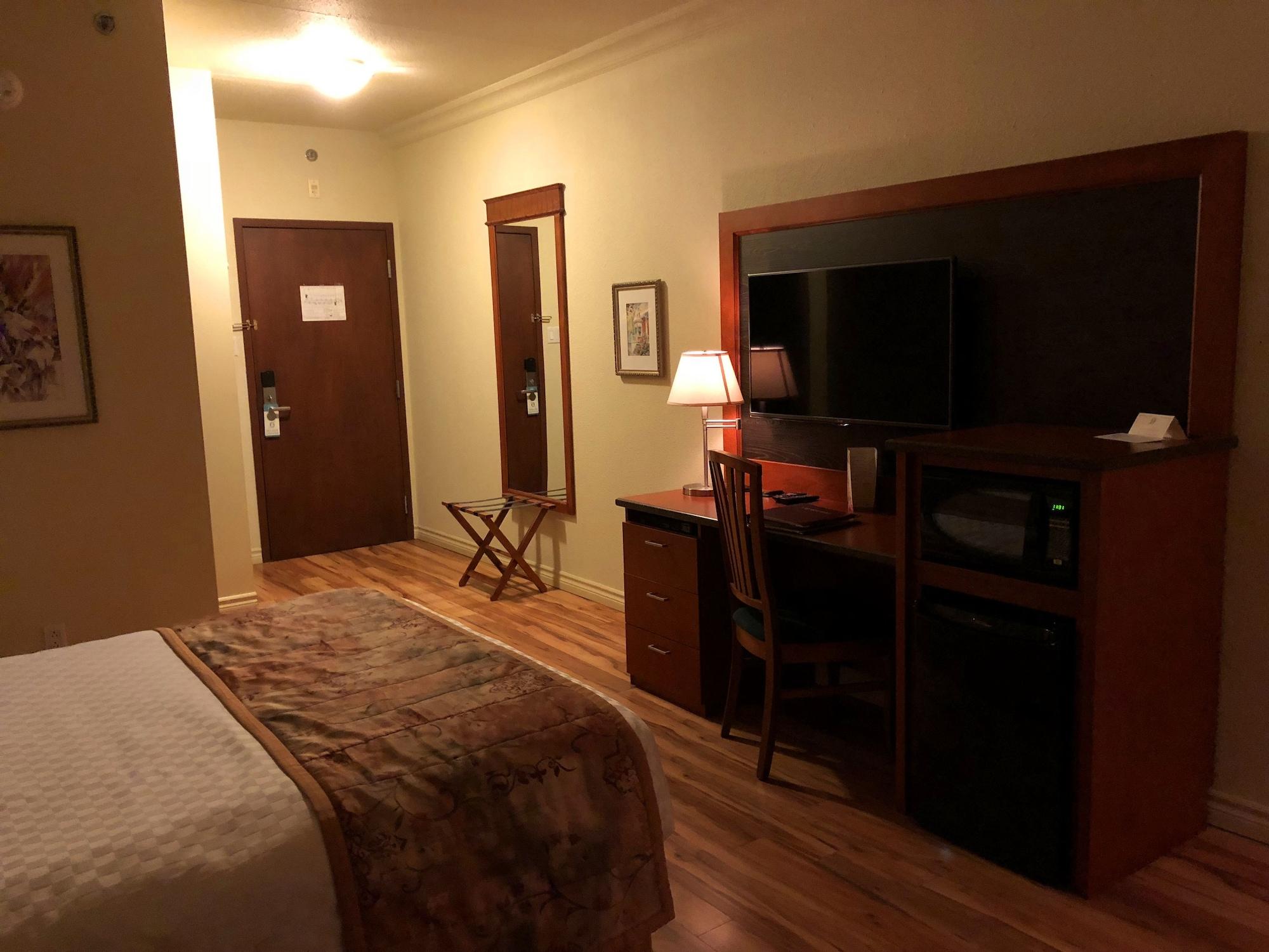 לוויס Hotel L'Oie Des Neiges מראה חיצוני תמונה
