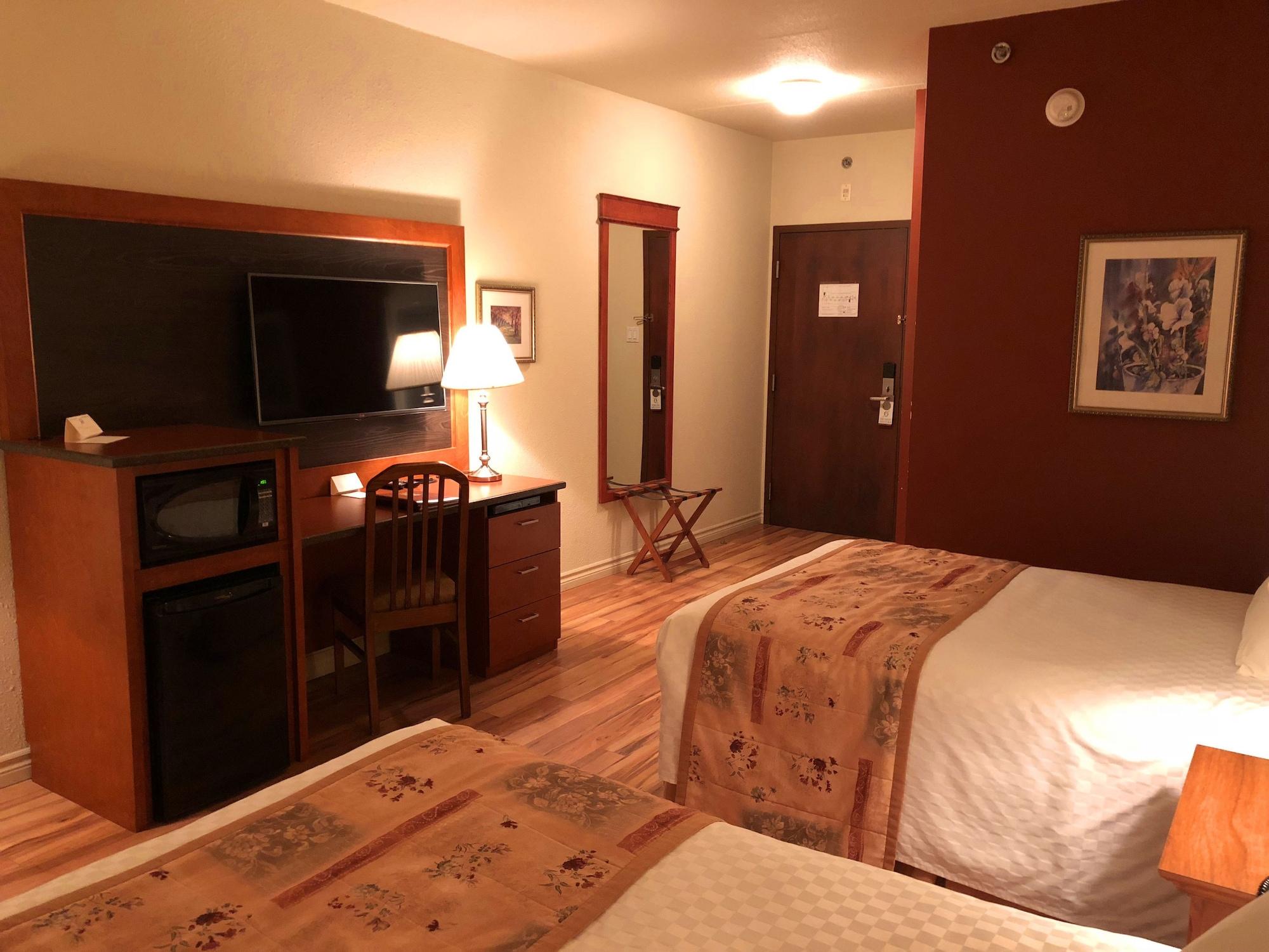 לוויס Hotel L'Oie Des Neiges מראה חיצוני תמונה