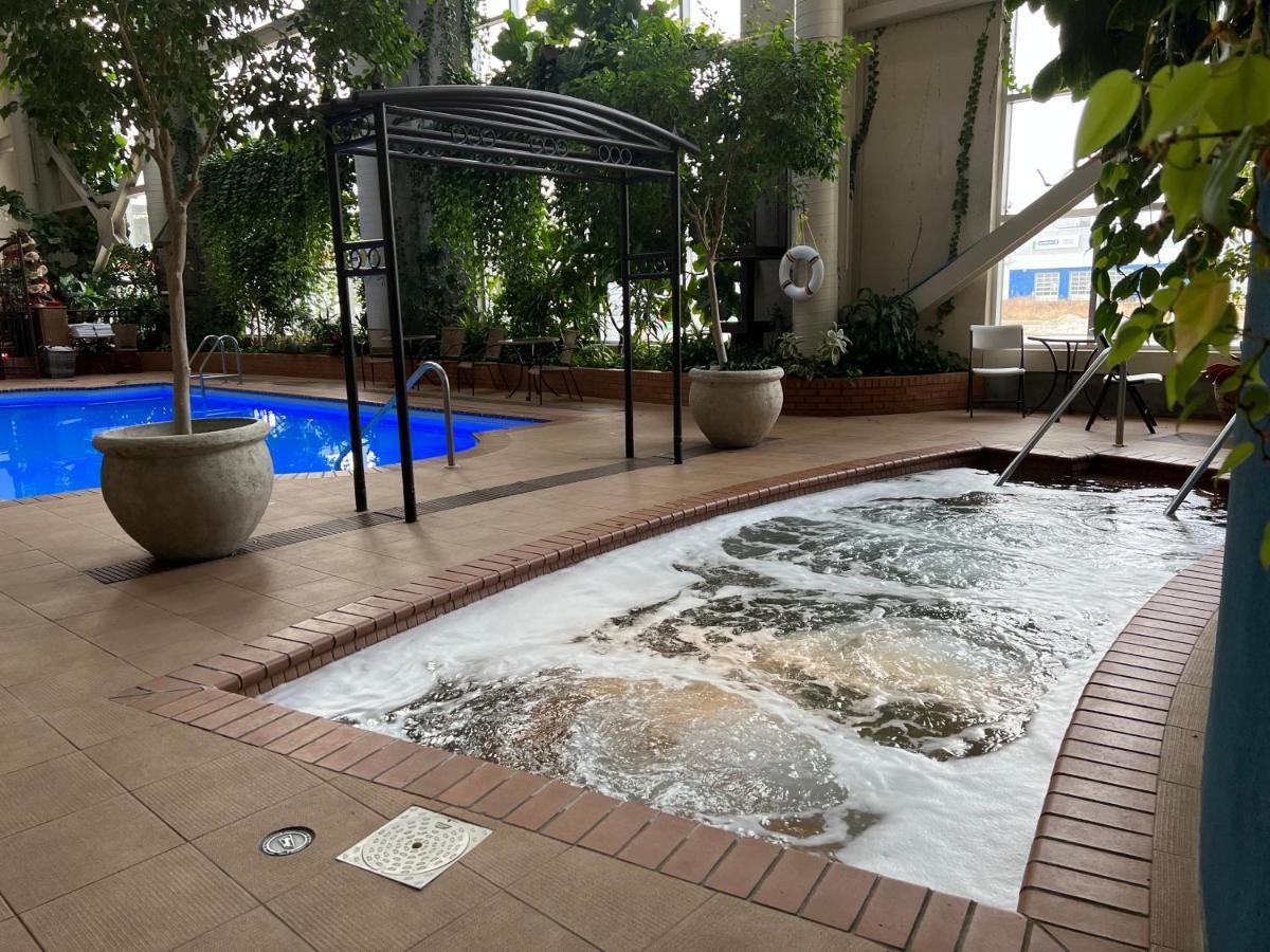 לוויס Hotel L'Oie Des Neiges מראה חיצוני תמונה