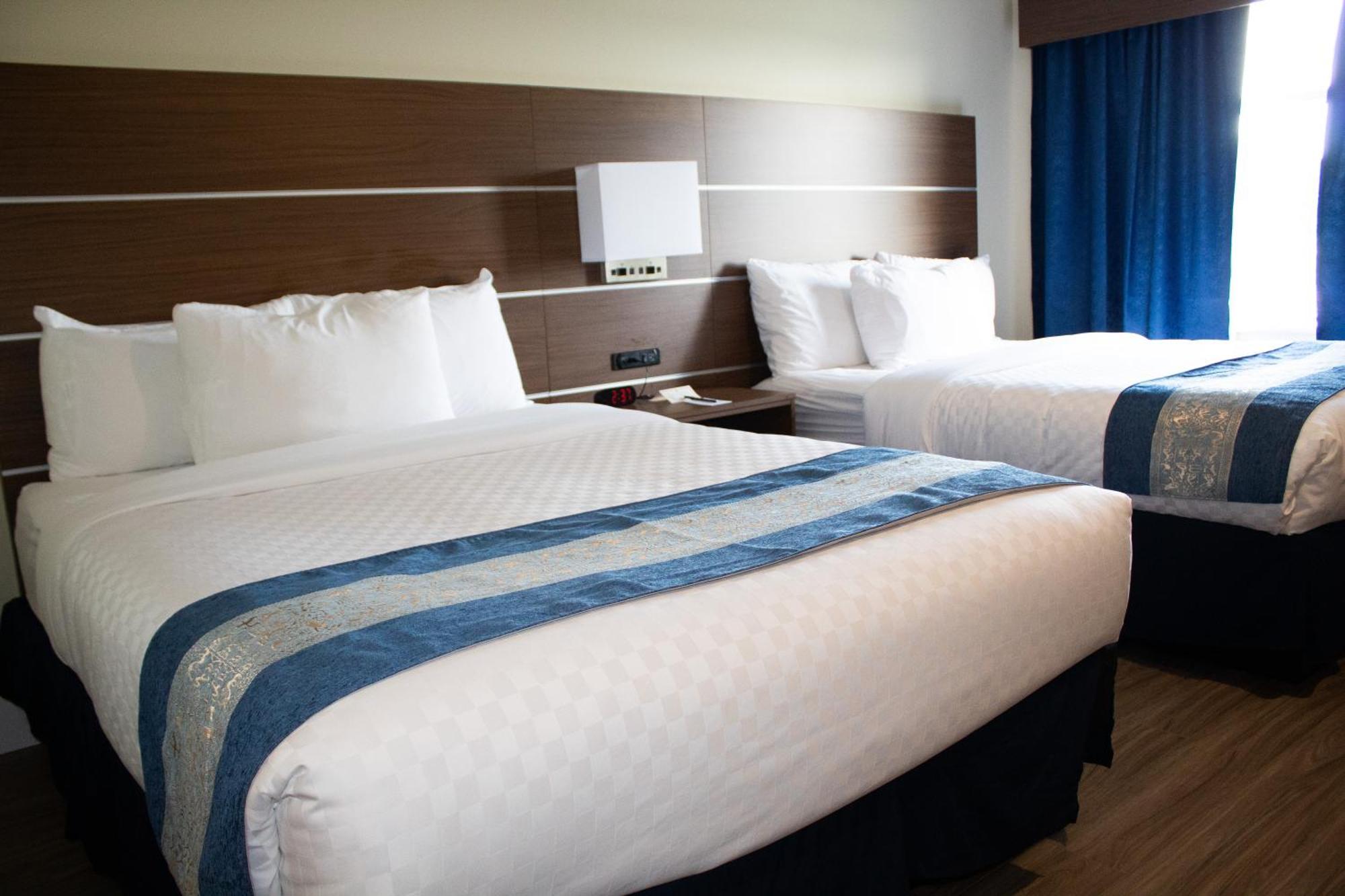 לוויס Hotel L'Oie Des Neiges מראה חיצוני תמונה