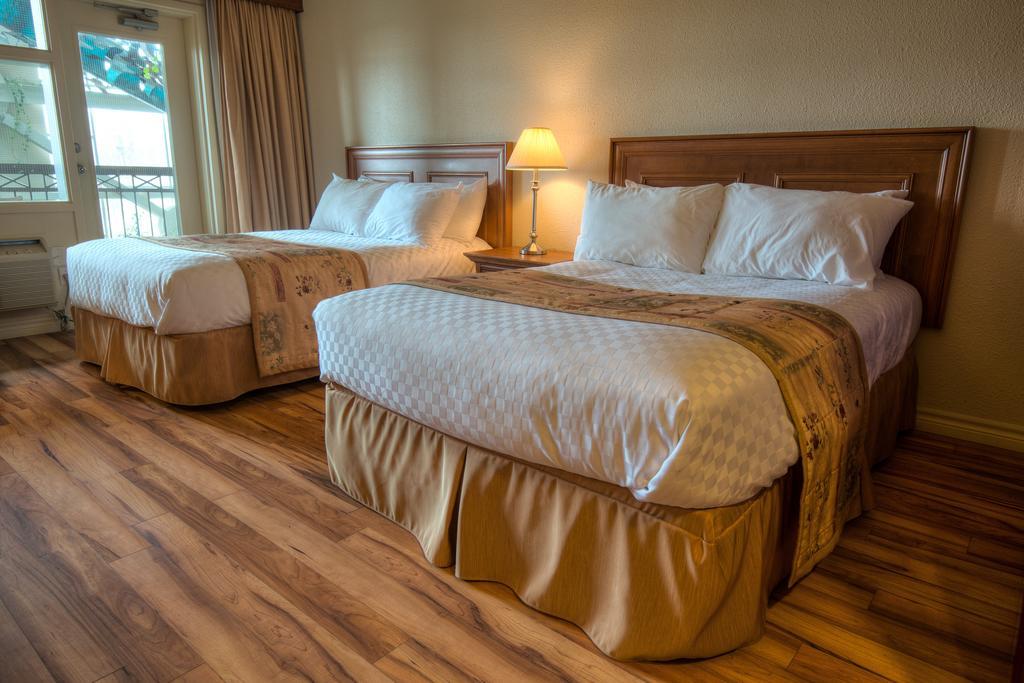 לוויס Hotel L'Oie Des Neiges מראה חיצוני תמונה