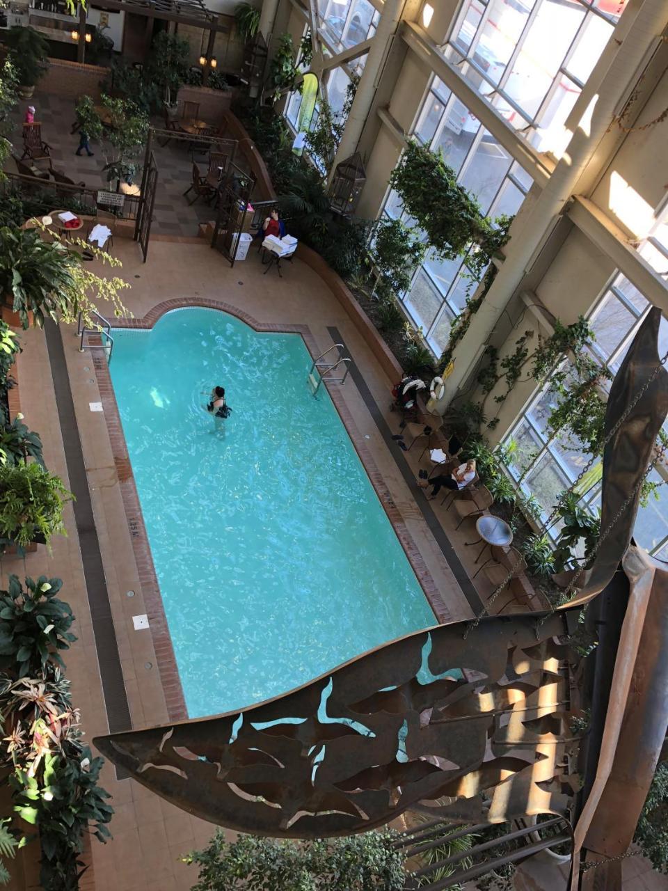 לוויס Hotel L'Oie Des Neiges מראה חיצוני תמונה