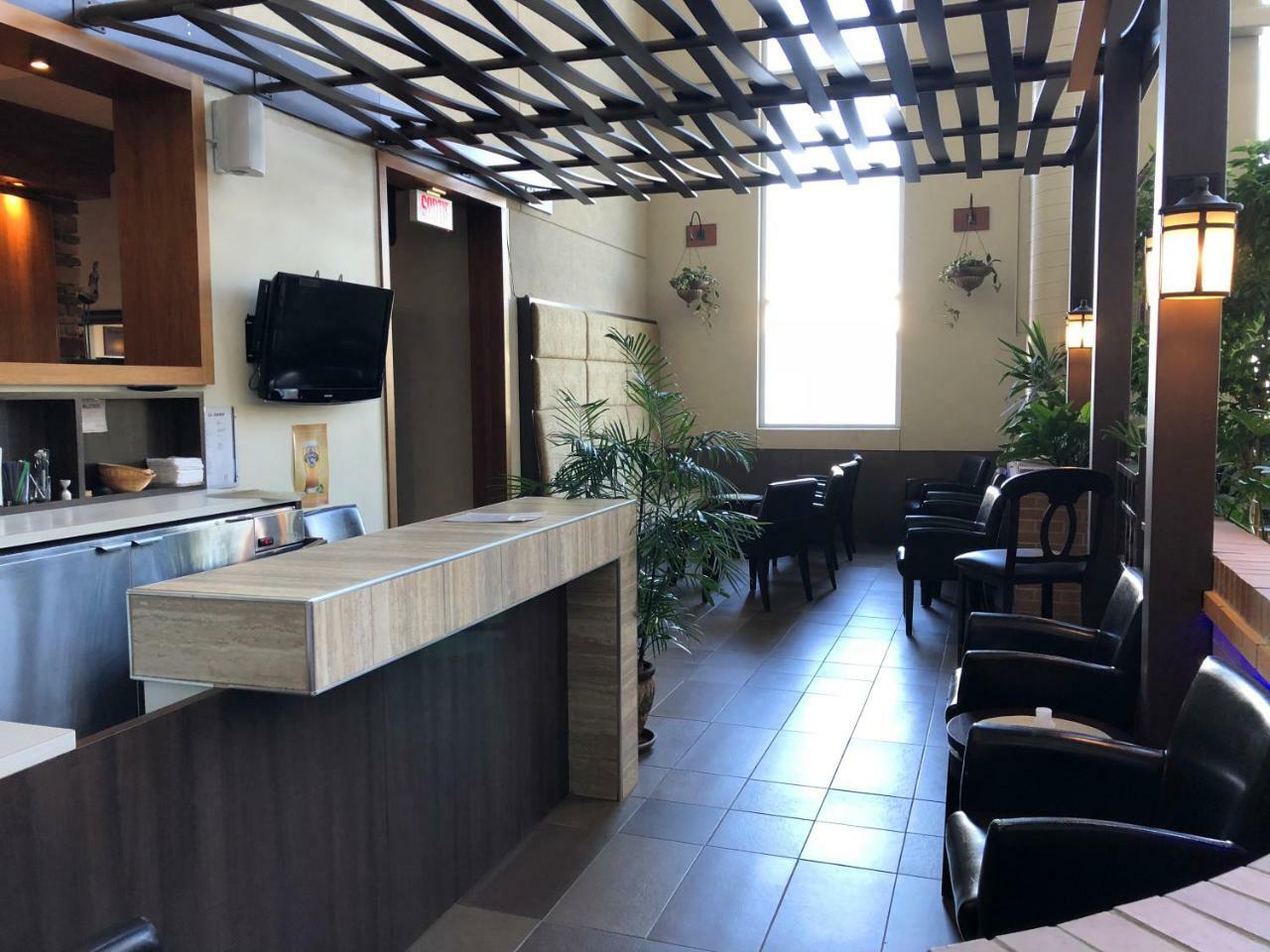 לוויס Hotel L'Oie Des Neiges מראה חיצוני תמונה